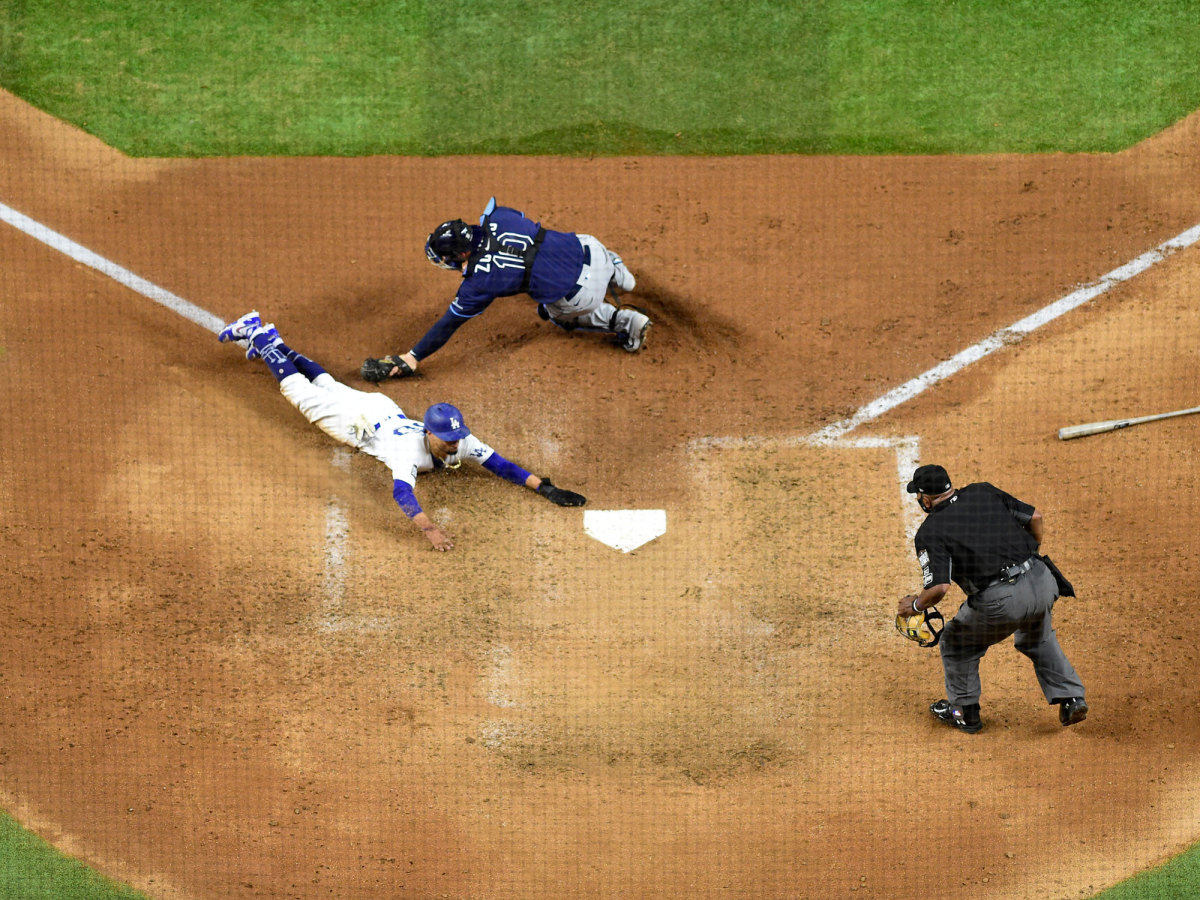 Mookie Betts slides